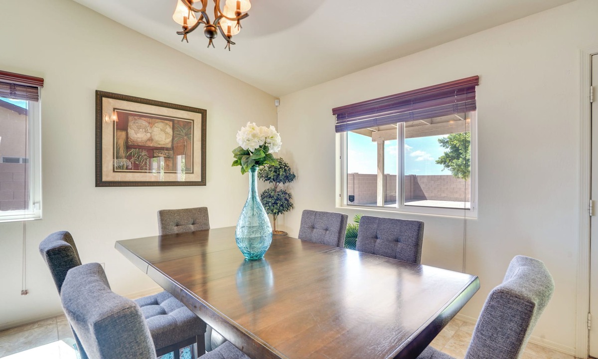 Yuma Cottage | Yuma Family Home w/Covered Patio + Grill!