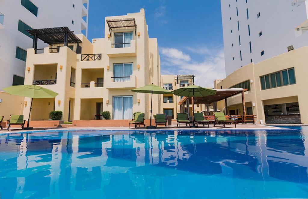 Marina Mazatlan Hotel | Zafiro Beach Boutique Resort