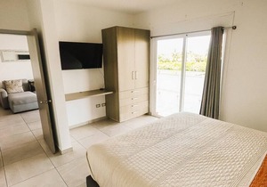 2014 apartment with panoramic view