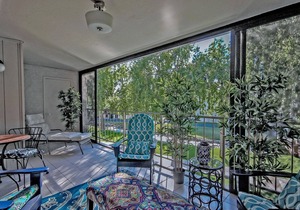 ALL REVIEWS are 5-STARS! Lakefront + HEATED pool + King & Queen beds