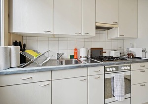 Basic Apartment in vibrant residential part of ZH! in Zürich