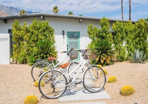 Bikes Pool Spa Fire Pit Putting Green Views Large
