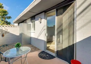 CASITA LINDA ON ARCADIA 2BED/2BATH ~ POOL ~ PATIO