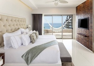 Christmas in Paradise, 2 Bedroom Suite at 5 Diamond Garza Blanca Resort and Spa.