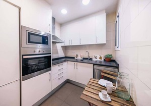 Comfortable 3-bedroom next to Sagrada Familia