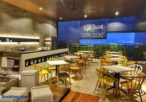 Expressionz Suites by V&C