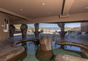 Grandview #308 - Third floor condo (no view). in Chelan