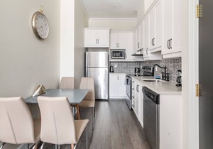 Heritage Rideau 1Br Apartment. Free Parking in Smiths Falls/Canada