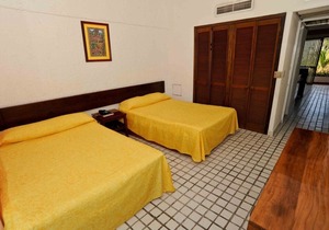 Hotel Villas Paraiso / Room 10