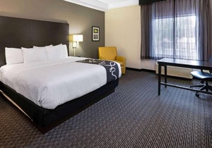King Bed ADA Rm at La Quinta Inn by Wyndham Mesa Superstition Springs