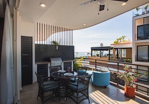 S503 - 2 bed suite with partial ocean view