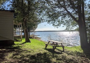 Sunset Lakefront Spacious 8 people Getaway, in Mar