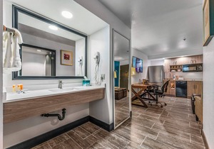 Tempe Studio 2 King Size beds