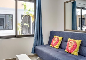 Valentina #12 - 2nd Floor, King Bed, Rooftop, Kitchen, Clean