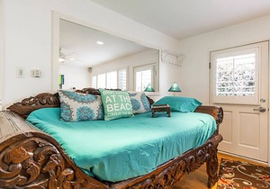 Venice Canals + Parking! Walk 2 Abbot Kinney, Beach, Pier, Boardwalk!