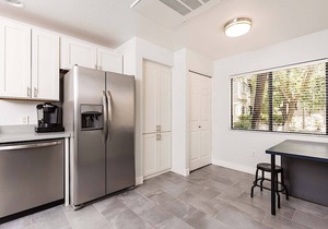 Villages North Condo - A Luxury Scottsdale Condo | Pool, Tennis & More!