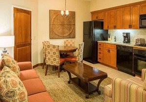 Visit the amazing Red Rock Formation in this beautiful 1BD condo with amenities