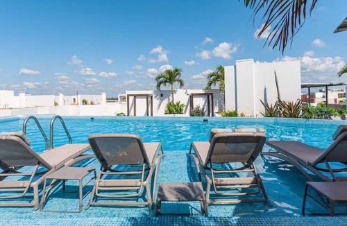 Tohoku Apartment | 1 Bedroom, best location, Rooftop pool and Gym
