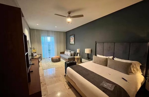 Nuevo Vallarta Hotel | 1 Bedroom Grand Mayan Deluxxe Ocean Front VIP Access Park & 2x1 Golf Tournament