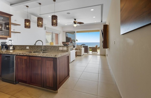 San Pedro Mixtepec Apartment | 1-bedroom Ocean view Condo in Vivo Resorts, Puerto Escondido, Gym & Tennis Court
