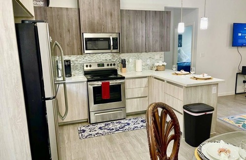Pharr Apartment | 1 King and 2 queen, fully furnished apt in Pharr/McAllen area.