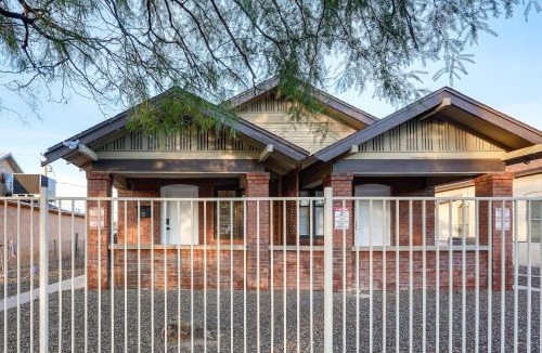Governmental Mall House | 1 Mi to Dtwn, Chase Field! Getaway Near Light Rail