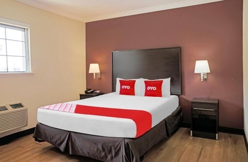 McAllen Hotel | 1 Unit 2 Bedroom Suite Family Friendly Getaway with Pool & Pets Welcome