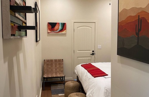 Cave Creek House | 10 Minute Walk to Downtown Cave Creek Restaurants, Night Life and Shops