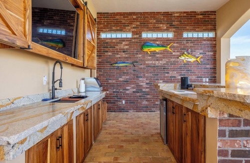Buenavista House | 100m from Beach - Perfect retreat to relax. Beachfront community - Private Pool