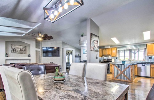 Tonopah House | 12+ Acre Equestrian Escape w/ Riding Trails!