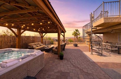 Lake Havasu City Villa | 18x60 Boat Pad Game Room-Lake View Villa-Hot Tub