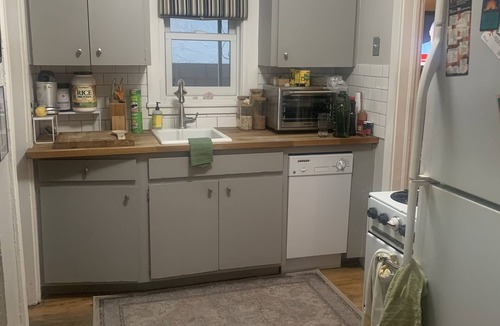 Coronado House | 1920's bungalow in Coronado District. Minutes to DTWN, cafes, arts & events!