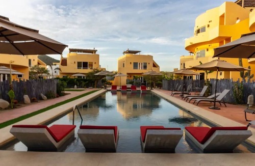 El Pescadero Condo | 1B Unique 2 Bedroom Cerritos Beach Condo