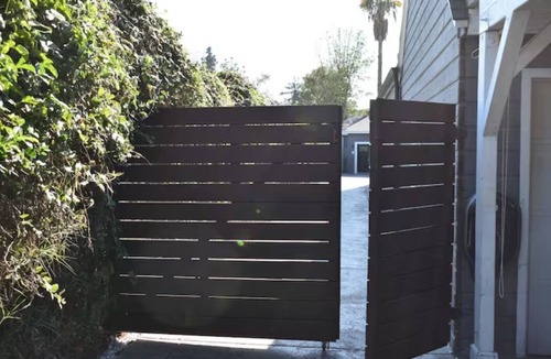 Northridge Apartment | 1BD/1BTH Unit/Queen Bed/Queen Sofa Bed/Wi-Fi/PARKING/EV
