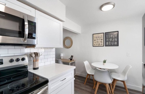 Encanto Apartment | 1BR Apt. + Parking | Steps from Phoenix Art Museum