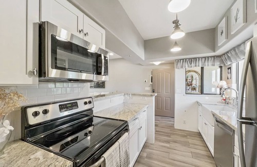 Fountain Hills Condo | 1BR Condo in Fountain Hills w Pool, Hot Tub, Balcony, and Mountain Views.