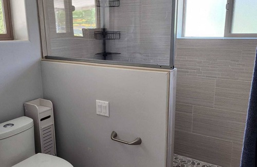 Blenman-Elm House | 2 Bed, 2 Bath home for winter rental in stable neighborhood in Tucson