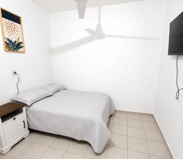 Mazatlan Apartment | 2-Bedroom Apartment with AC - 5 min from Malecón