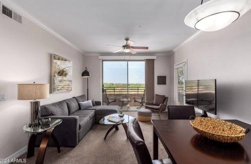 North Scottsdale Condo | 2 bedroom condo 2nd Fl. in the heart of North Scottsdale with garage parking+1