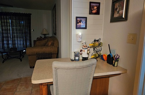 East Mesa House | 2 Bedroom home in Sun filled Mesa Az. 55+ Community, with many amenities close