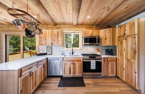 Harrison Cabin | 2 Bedroom Log Cabin on 80 acres in Harrison, Idaho w/Lake View
