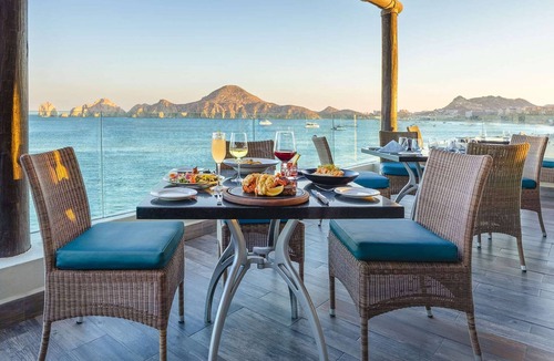 Cerro de Los Venados Condo | 2 Bedroom Ocean Front Penthouse in Cabo San Lucas that sleeps 6