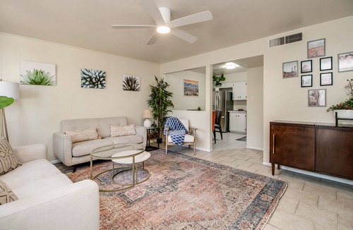 Arcadia Lite Condo | 2 Bedroom w/Patio in Popular Phoenix Arcadia Area!