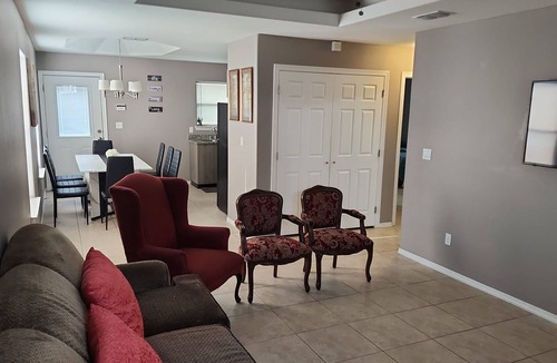 Edinburg Apartment | 2 Bedrooms Apt Near Univeristy