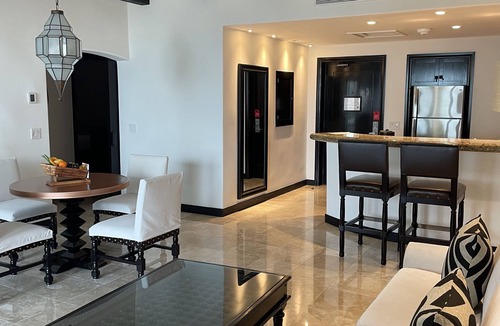 Zona Hotelera Villa | 2 BR POOL VIEW VILLA AT BEAUTIFUL CABO AZUL -New Years