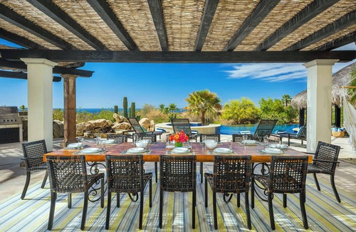 Buzzards Villa | 2 FREE NIGHTS IN CABO at Casa Vida!