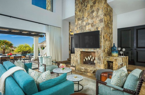 Buzzards Villa | 2 FREE NIGHTS IN CABO at Casa Vida!