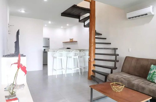 12th Street House | 2 PARADISIAC PH/GROUPS /5th avenue/BEACH/WIFI