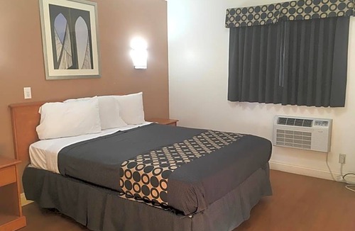 Beaumont Hotel | 2-Star Hotel ∙ Americas Best Value Inn Beaumont California