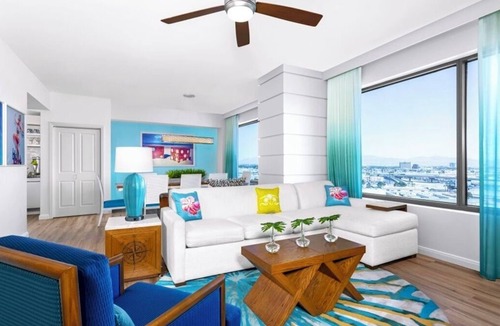 Las Vegas Resort | 2Bed/2Bath Deluxe Spacious Condo in Las Vegas, Complete With Margarita Mixer!